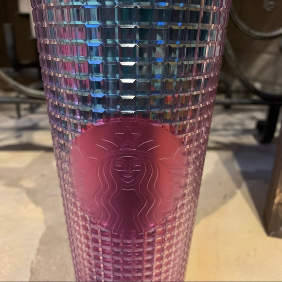 Summer 2021 Starbucks Ombre Grid Venti Tumbler Cup - Picture 4 of 6